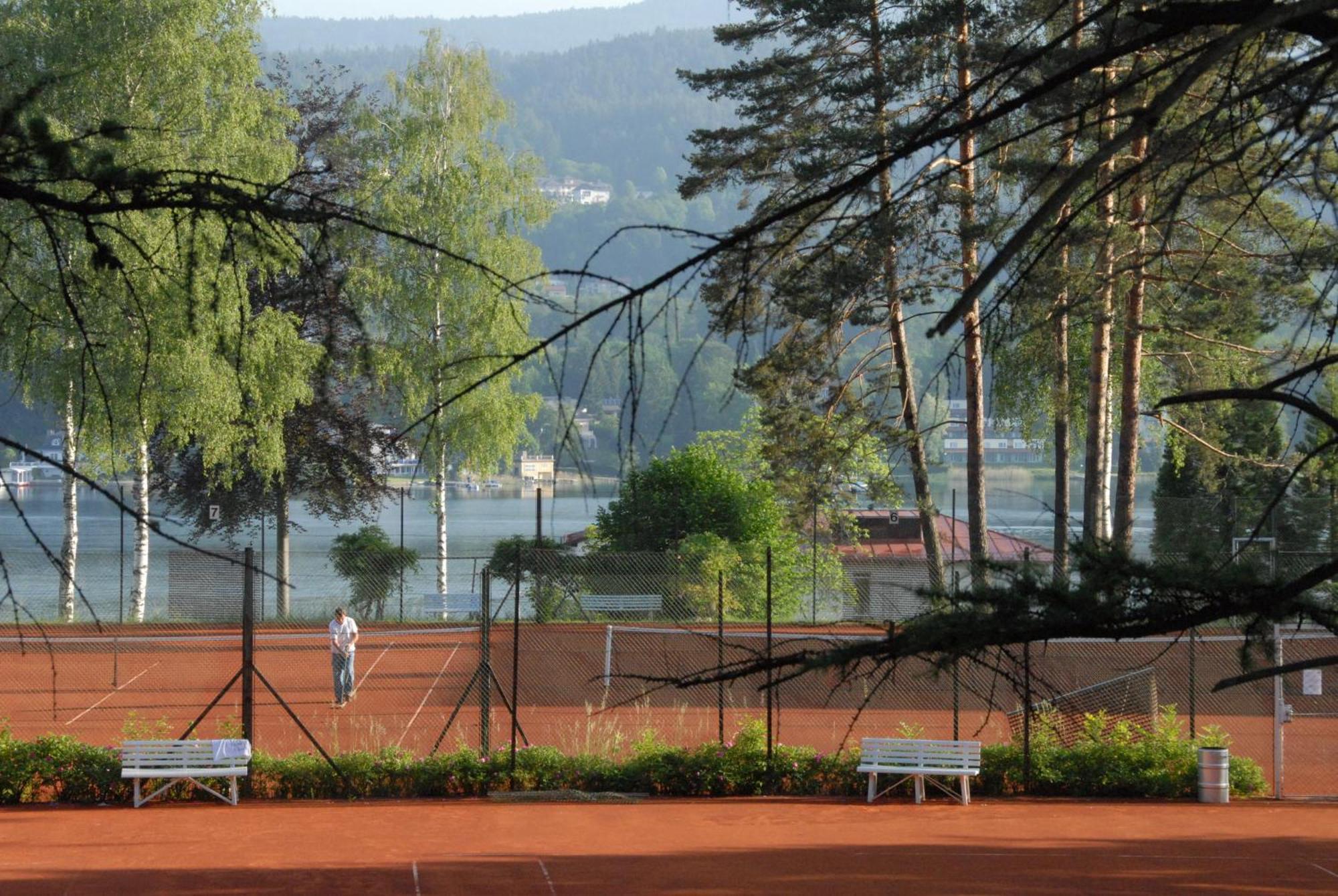 Tennis & Yacht Hotel Velden Velden am Woerthersee Luaran gambar